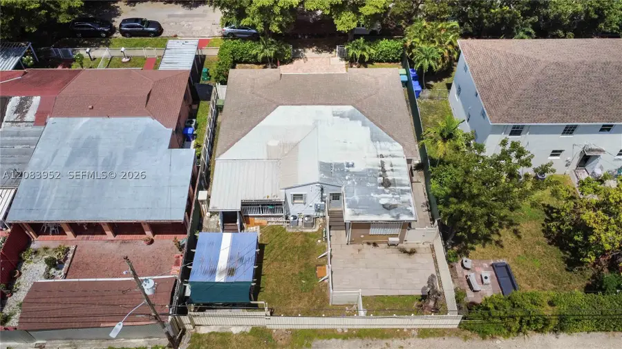 2530 SW 27th St, Miami, FL 33133 - #2