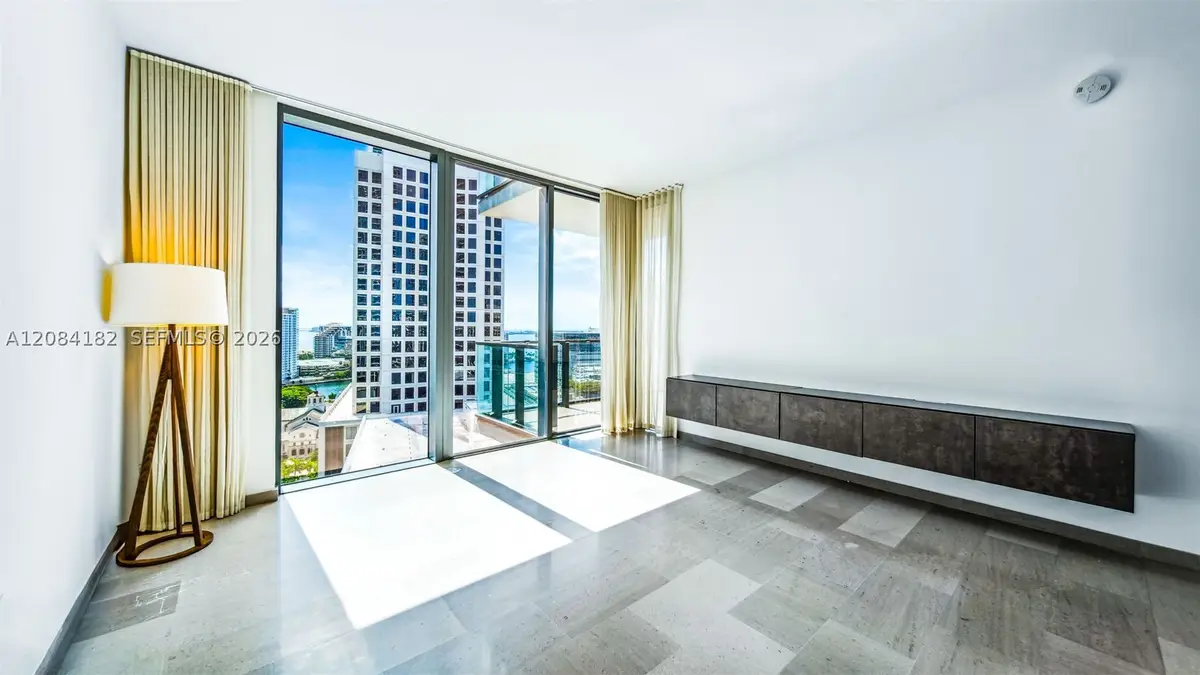 68 SE 6th St #1605, Miami, FL 33131 - #1