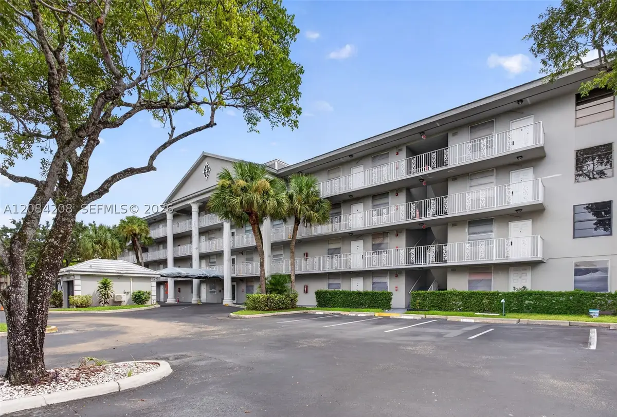 1502 Whitehall Dr #305, Davie, FL 33324 - #1