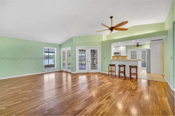 685 SE 25th Ln, Homestead, FL 33033