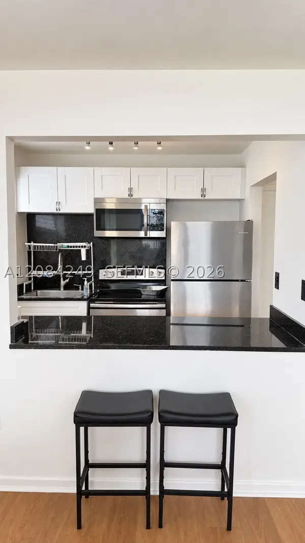 1990 Marseille Dr #407, Miami Beach, FL 33141