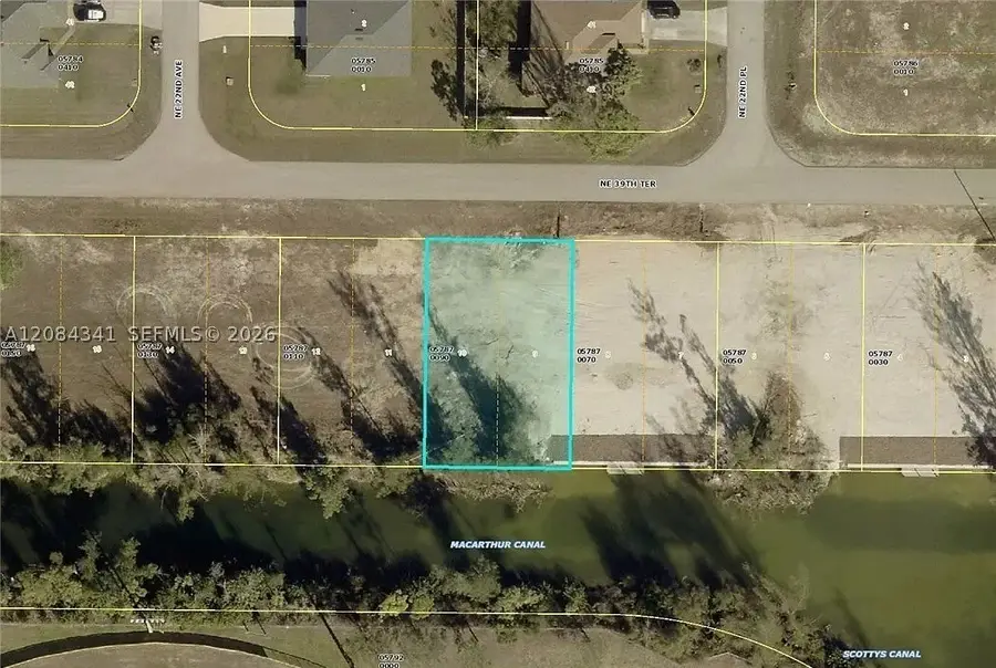 2208 NE 39th Ter, Cape Coral, FL 33909 - #2