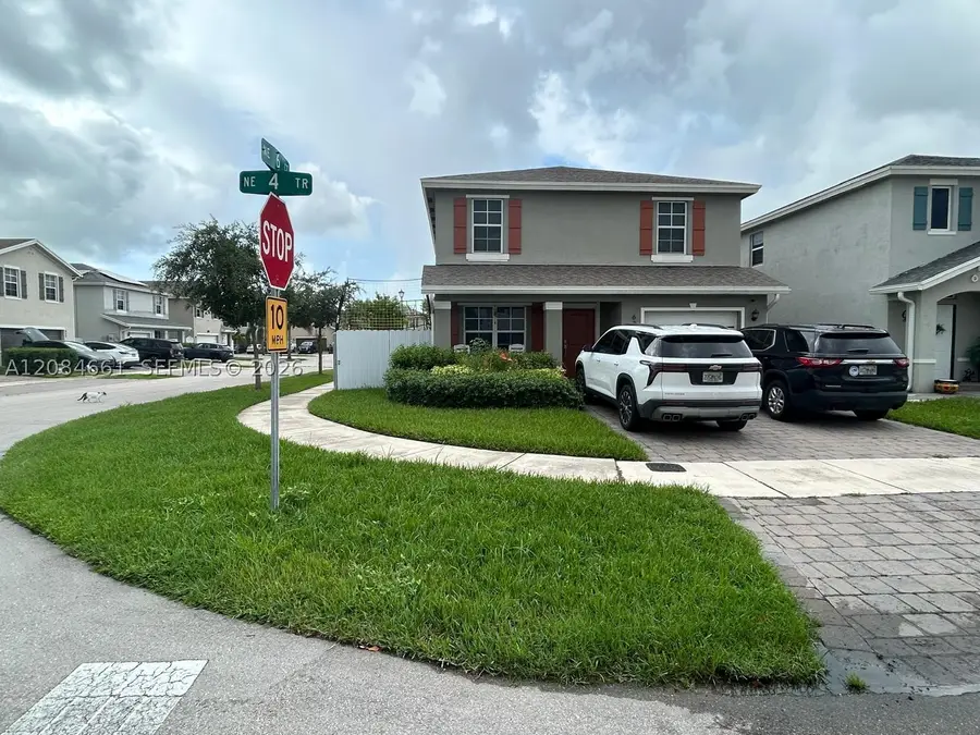 631 NE 4th Ter, Florida City, FL 33034 - #3
