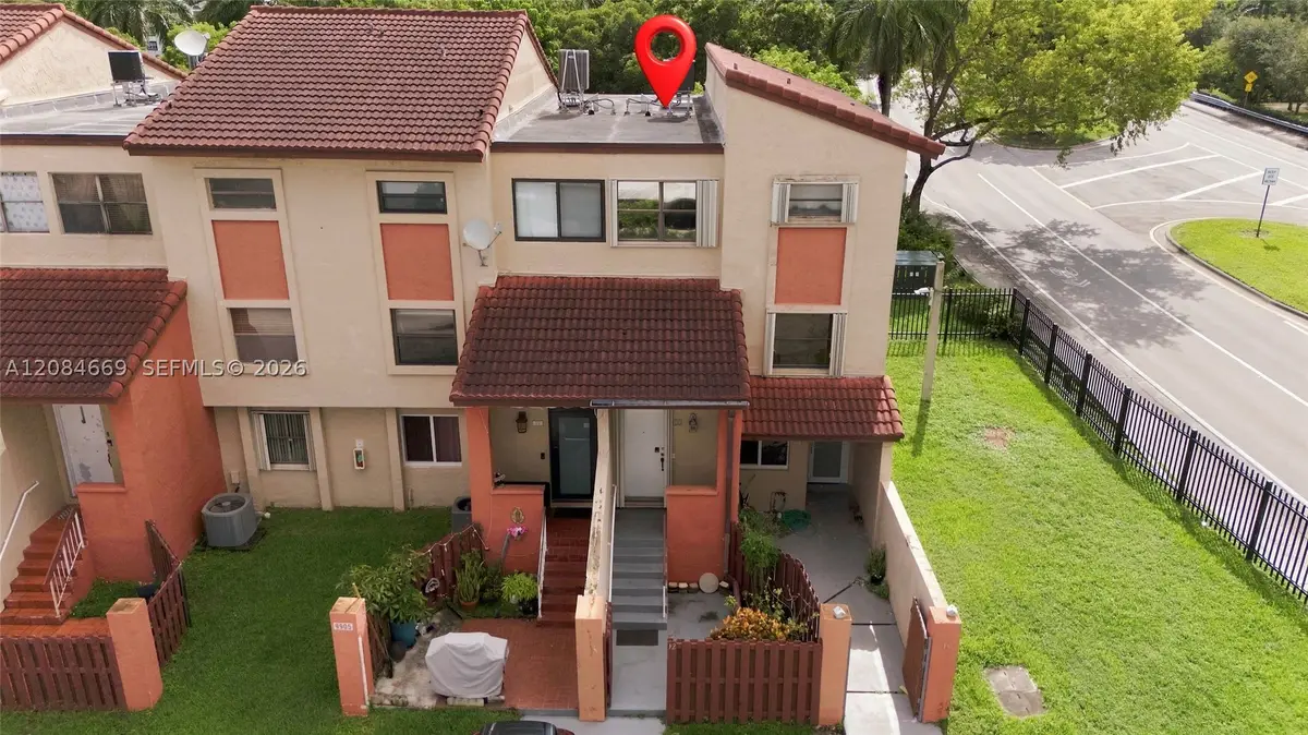 9905 NW 9th St Cir #12-21, Miami, FL 33172 - #1
