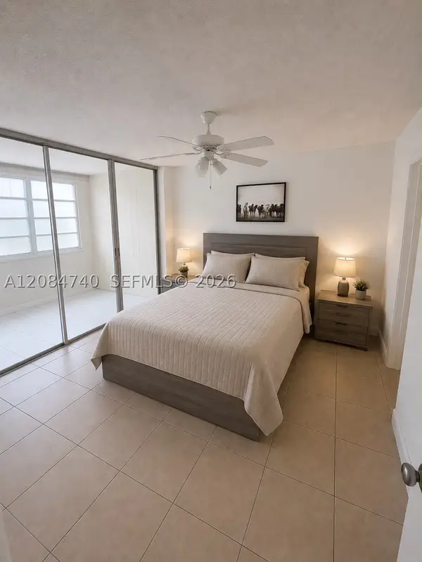9440 Live Oak Pl #106, Davie, FL 33324