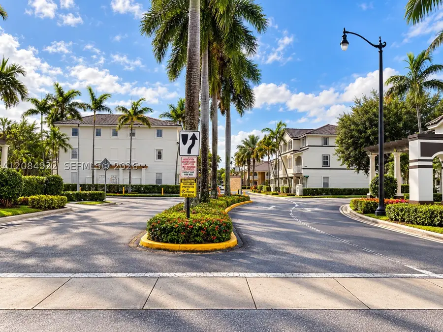 8906 W Flagler St #222, Miami, FL 33174 - #2