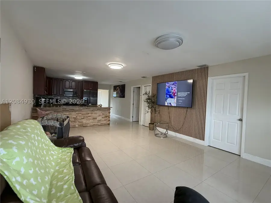 4435 NW 185th St, Miami Gardens, FL 33055 - #3