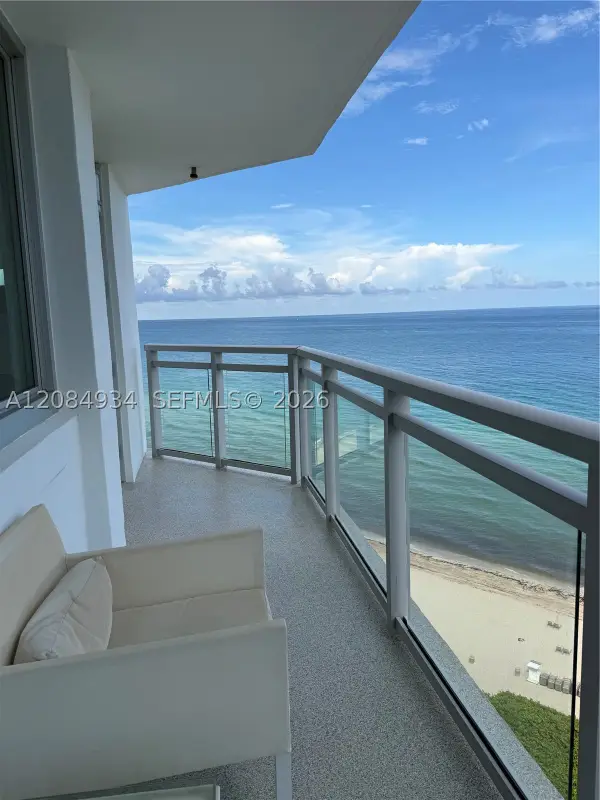 7135 SE Collins Ave #1806, Miami Beach, FL 33141
