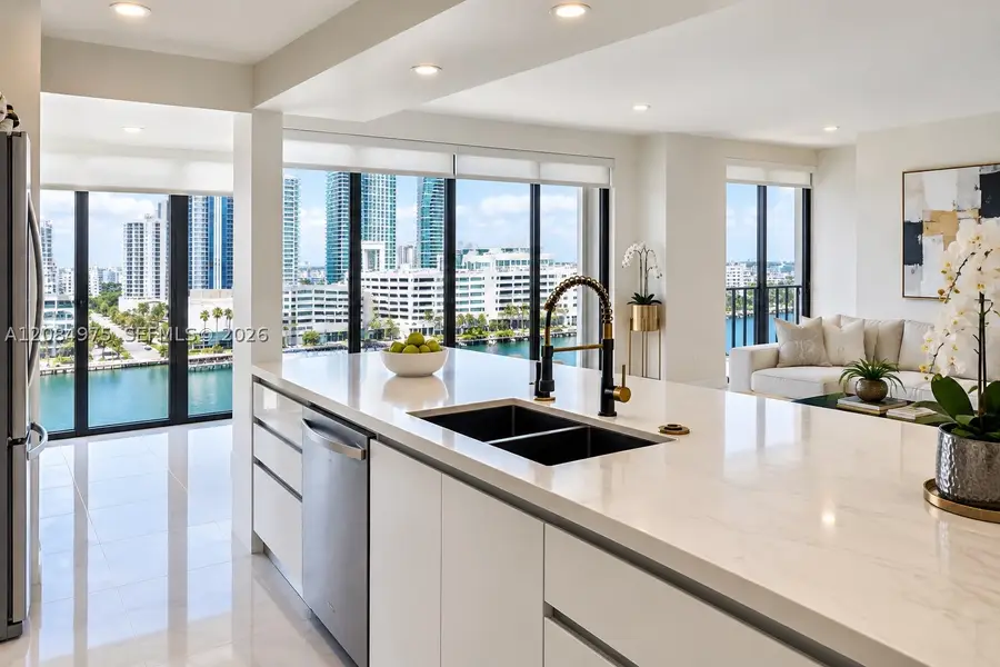600 Parkview Dr #1018, Hallandale Beach, FL 33009 - #2