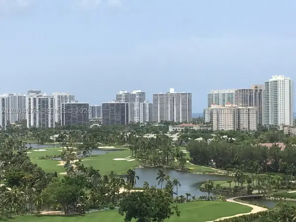 3300 NE 191st St #1710, Aventura, FL 33180
