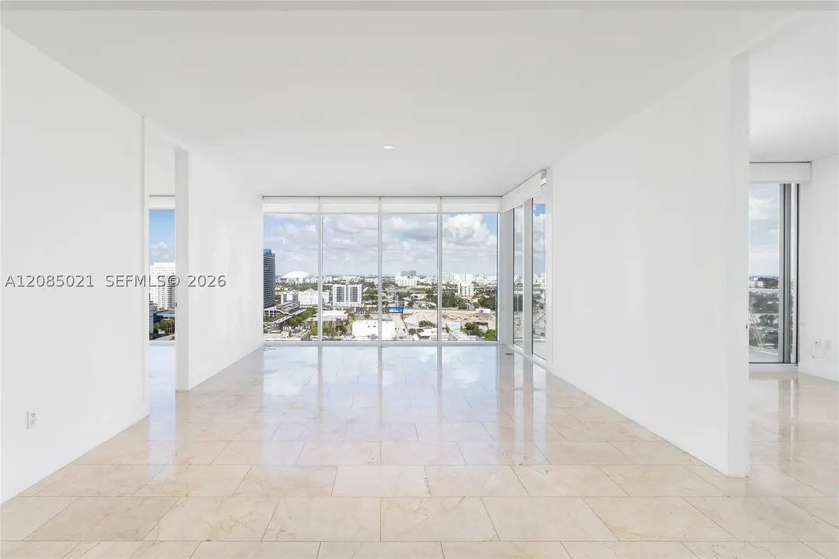 1040 Biscayne Blvd #1806, Miami, FL 33132 - #1
