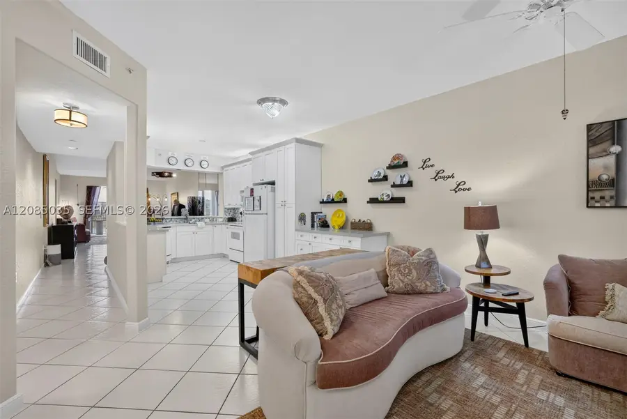 7727 Southampton Ter #310, Tamarac, FL 33321 - #3