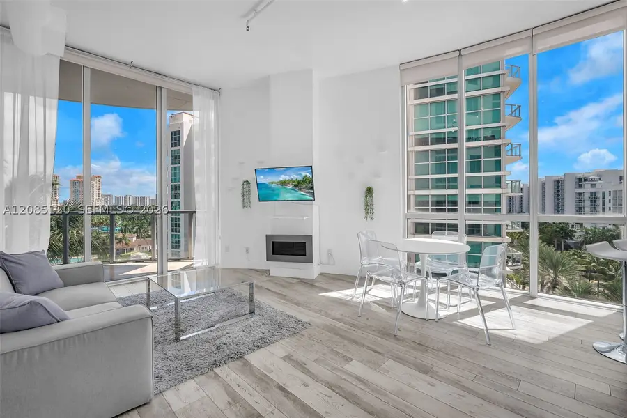 3029 NE 188th St #725, Aventura, FL 33180 - #2