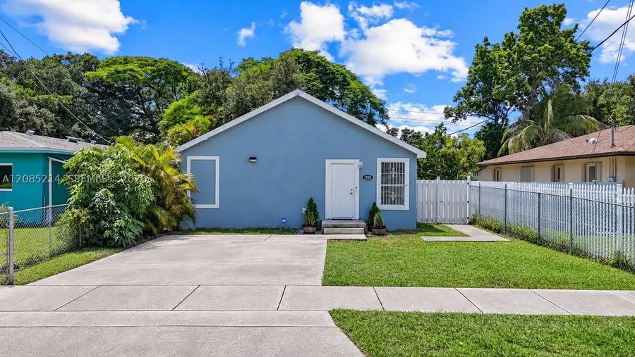1958 NW 59th St, Miami, FL 33142 - #2