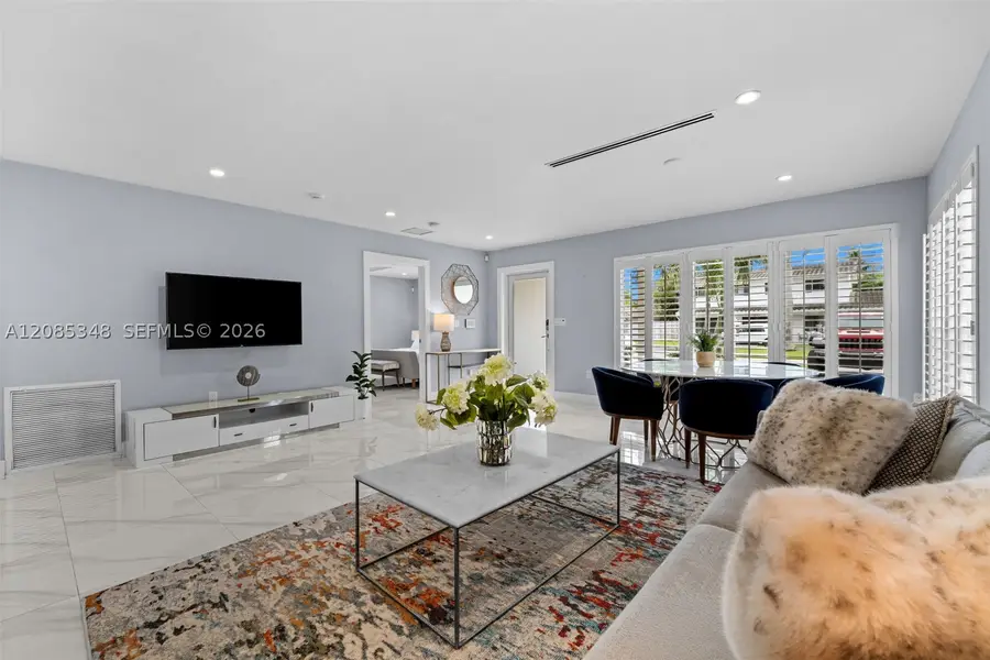 1239 Washington St, Hollywood, FL 33019 - #3
