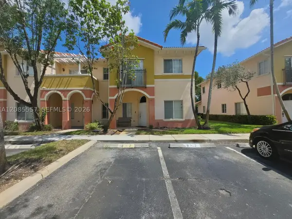 807 N Santa Catalina Cir, North Lauderdale, FL 33068