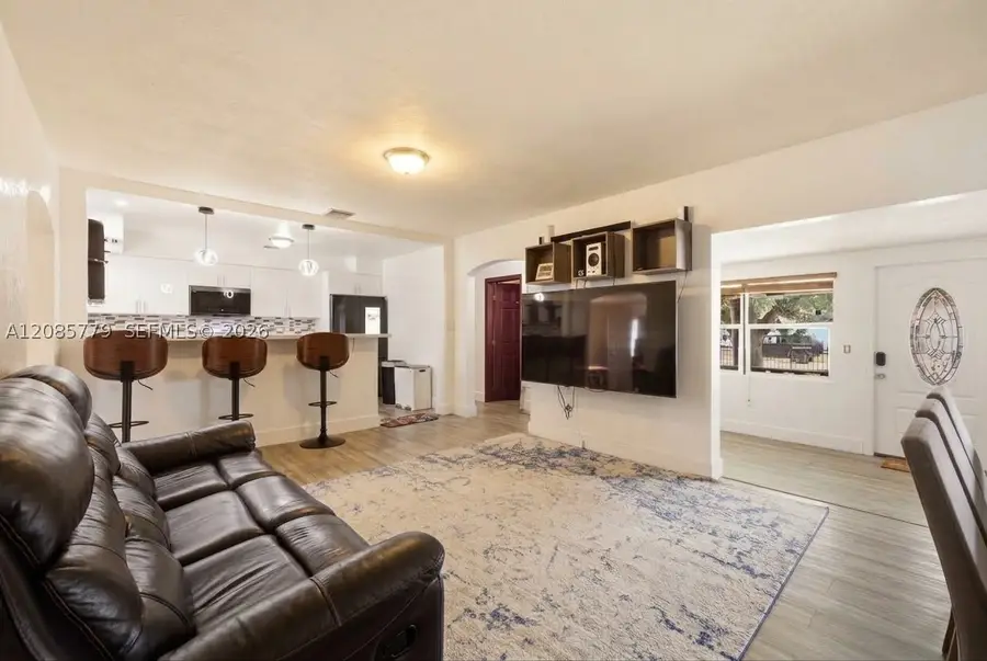 65 NW 118th St, Miami, FL 33168 - #2