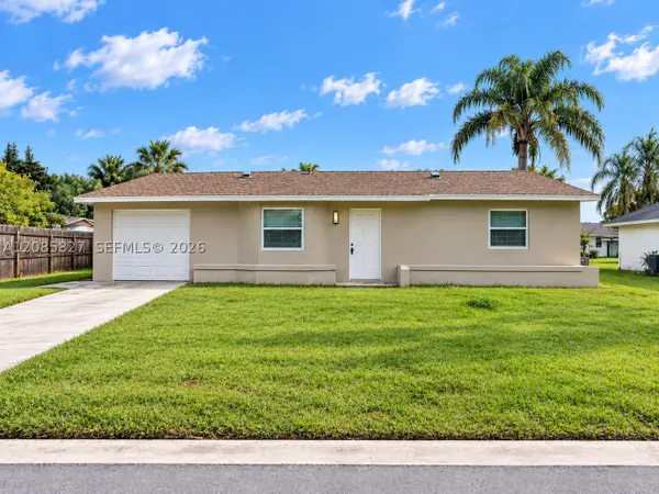 643 SW Ivanhoe Dr, Port St Lucie, FL 34983