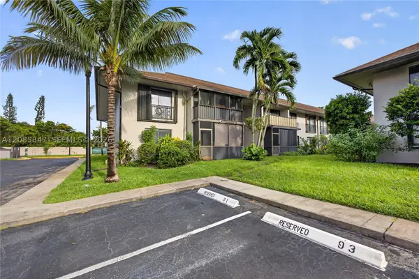 5767 Washington St #F22, Hollywood, FL 33023