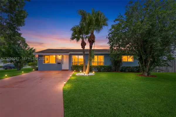 1851 N 69th Ave, Hollywood, FL 33024