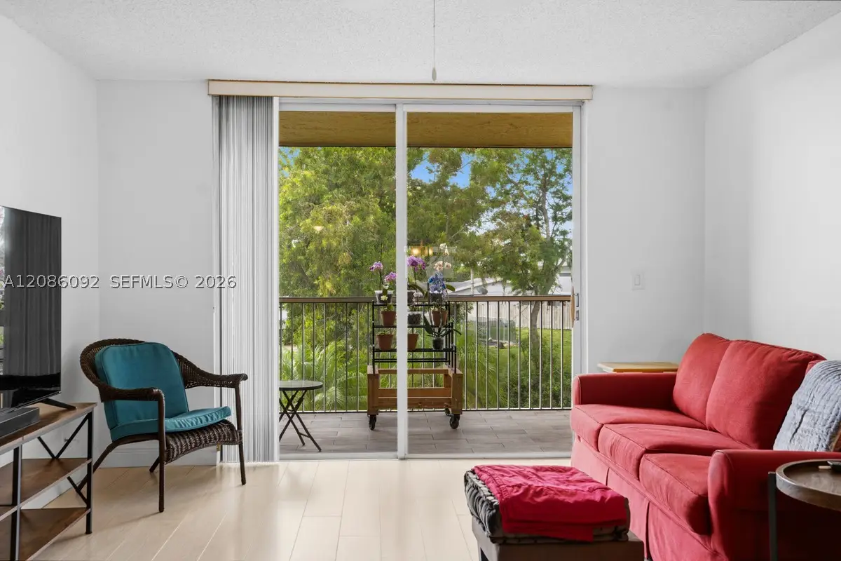 6870 Royal Palm Blvd #209M, Margate, FL 33063 - #1