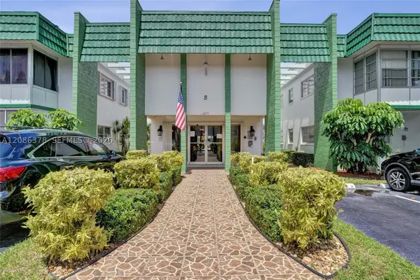 2271 NW 48th Ter #105, Lauderhill, FL 33313