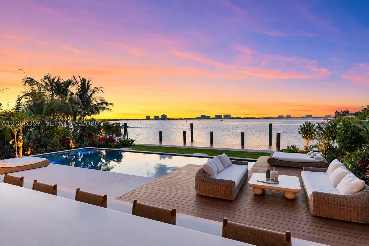 857 N Shore Dr, Miami Beach, FL 33141 - #1