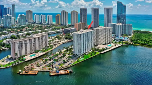 500 Bayview Dr #1420, Sunny Isles Beach, FL 33160