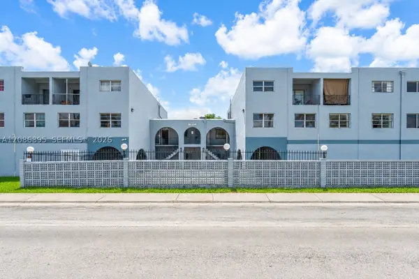 1300 W 53rd St #20, Hialeah, FL 33012