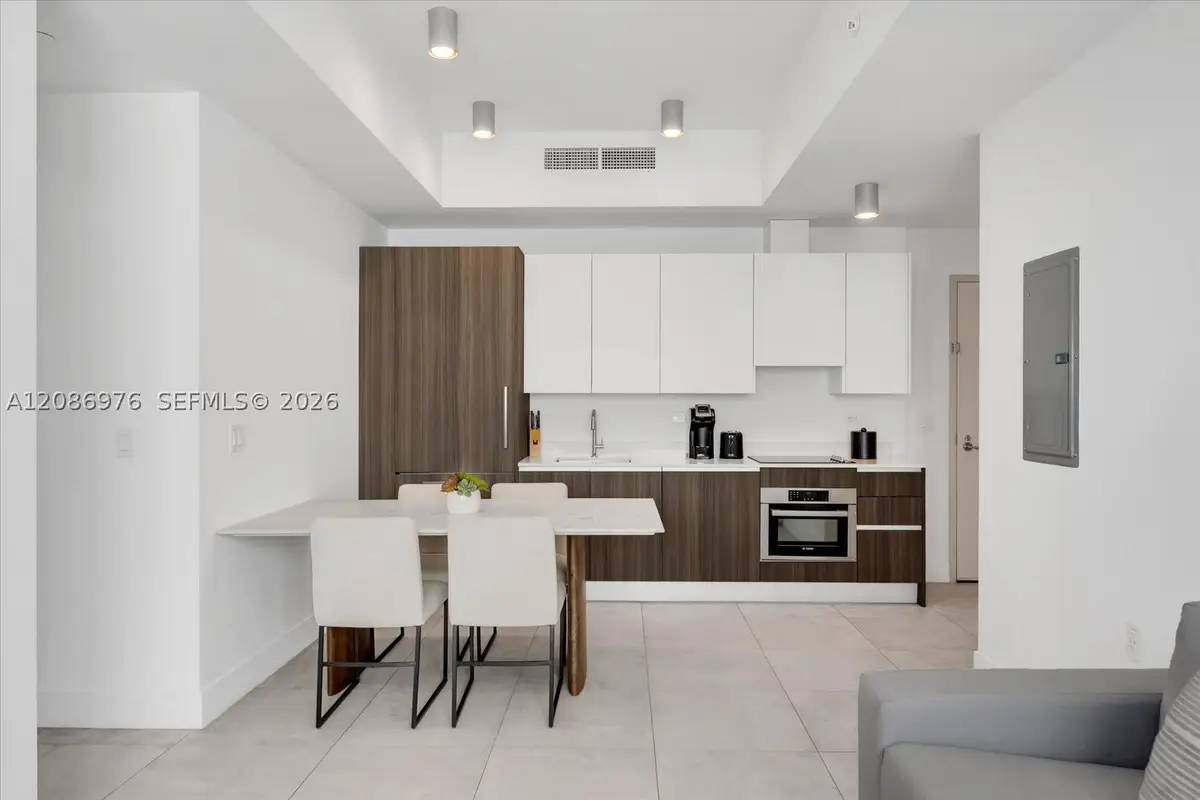 239 SW 9th St #1603, Miami, FL 33130 - #1