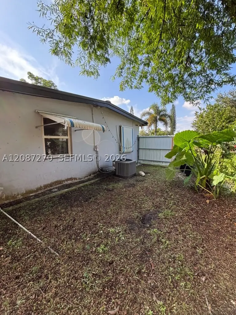 6100 Monroe St, Hollywood, FL 33023 - #2