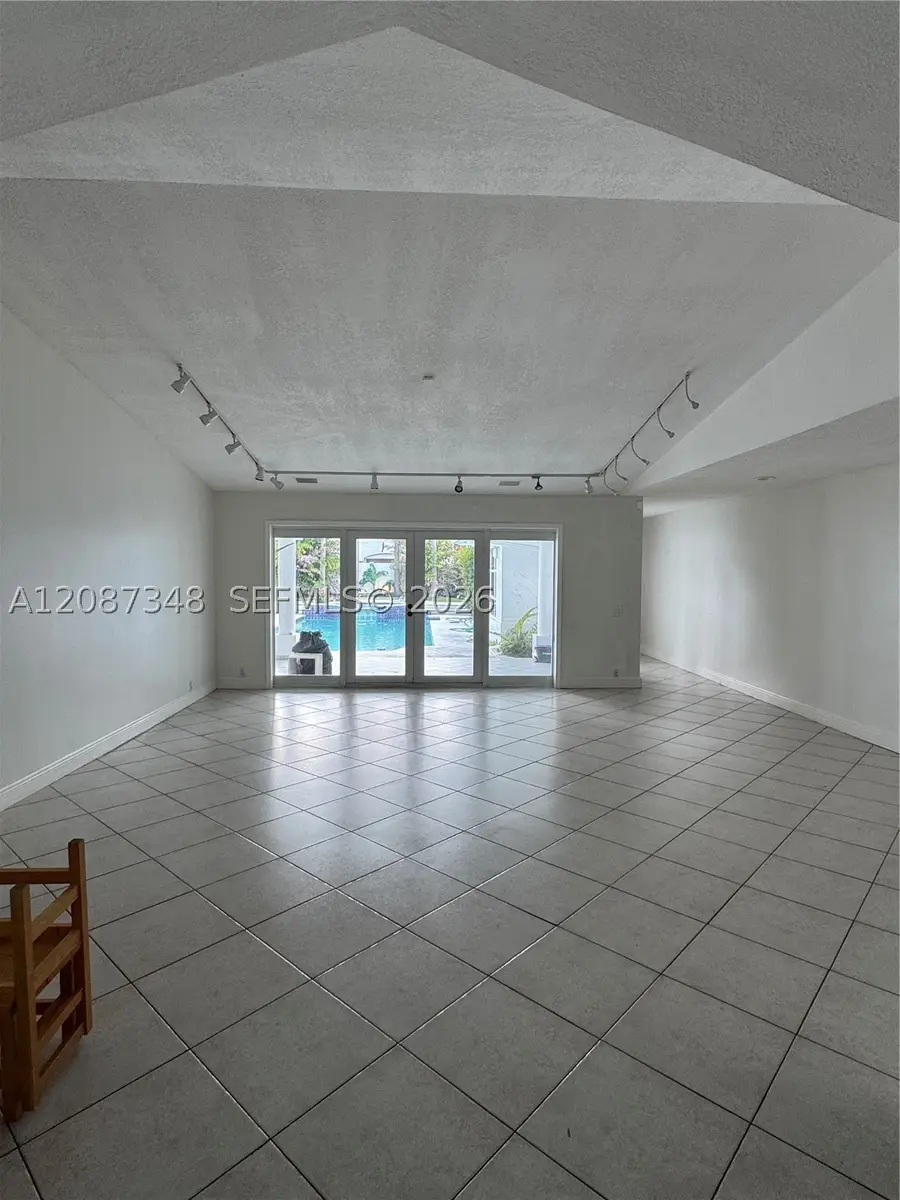 7790 SW 91st Ave, Miami, FL 33173 - #2