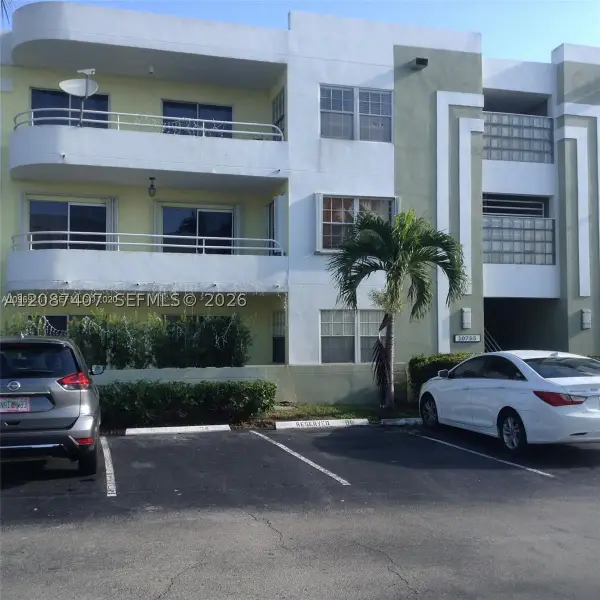 10755 SW 108th Ave #201, Miami, FL 33176