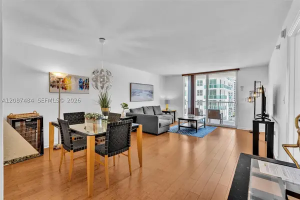 1200 Brickell Bay Dr #2119, Miami, FL 33131