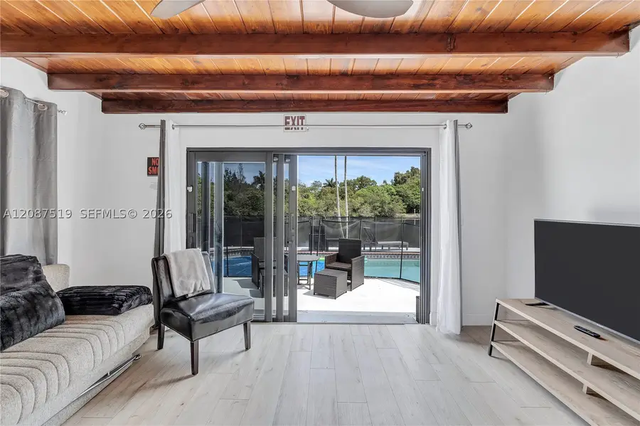 217 N 31st Ave, Hollywood, FL 33021 - #2