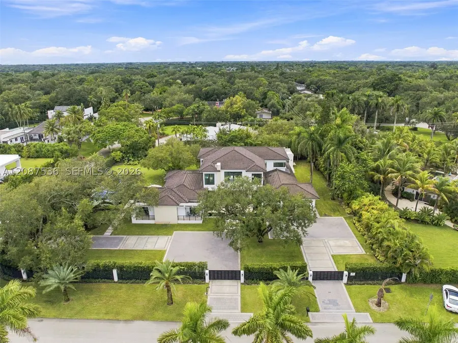 8920 SW 96th St, Miami, FL 33176 - #2