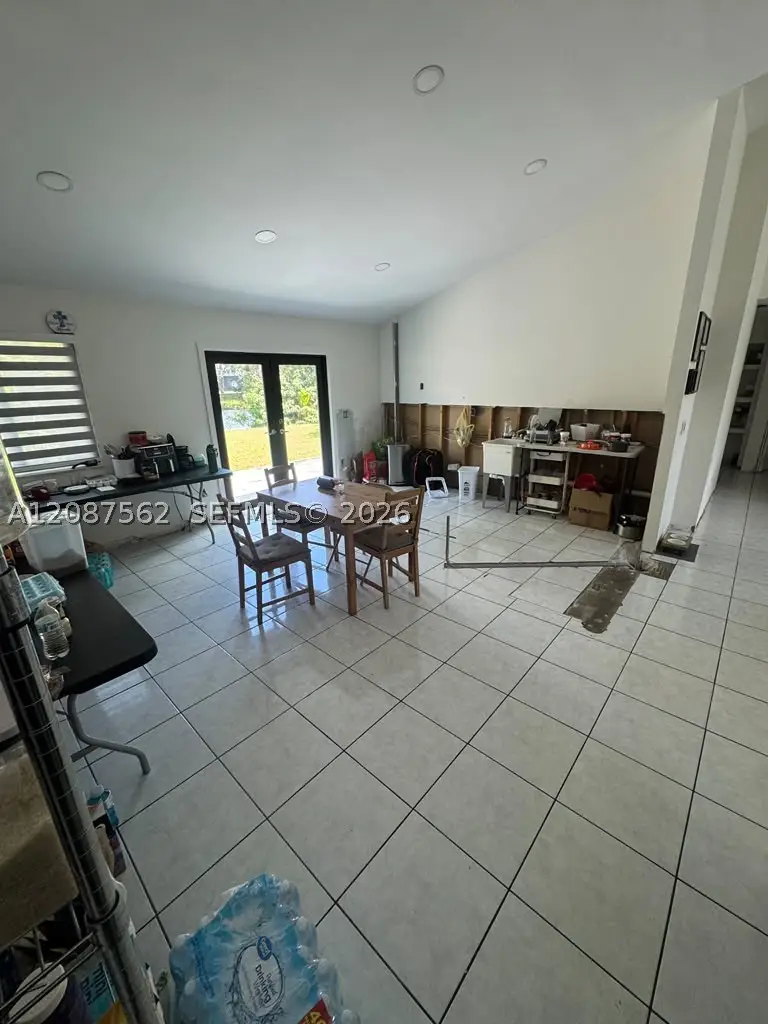 1271 SW 85th Ave, Pembroke Pines, FL 33025 - #2