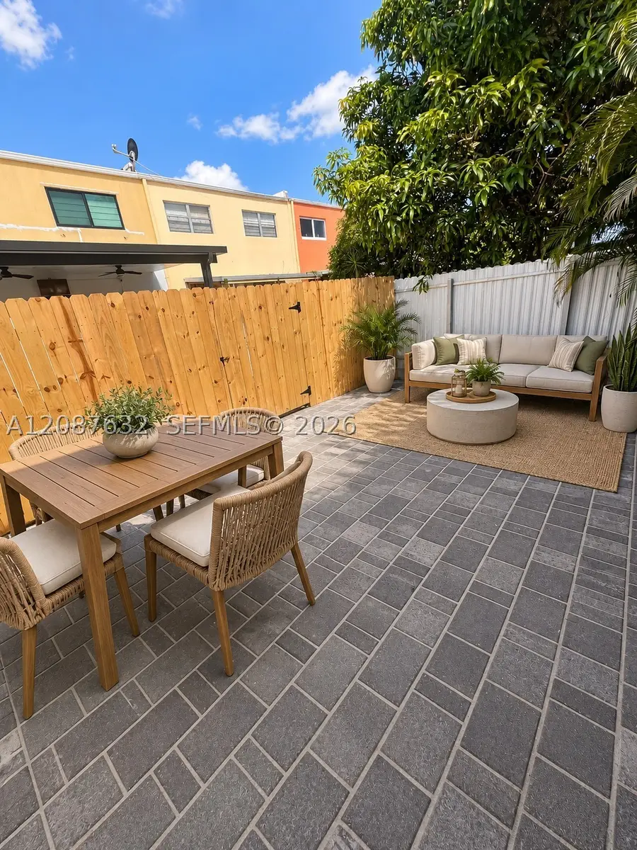 7164 W 3rd Ave, Hialeah, FL 33014 - #2