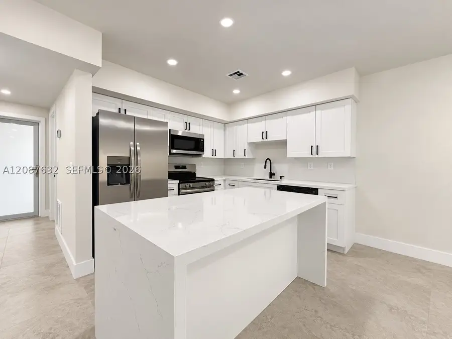 7164 W 3rd Ave, Hialeah, FL 33014 - #3