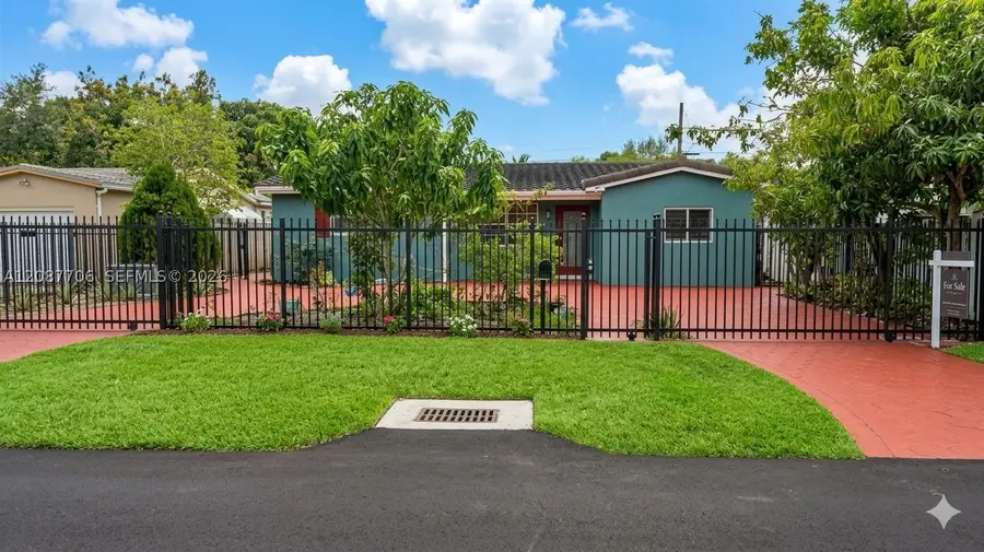 510 NE 161st St, Miami, FL 33162 - #2