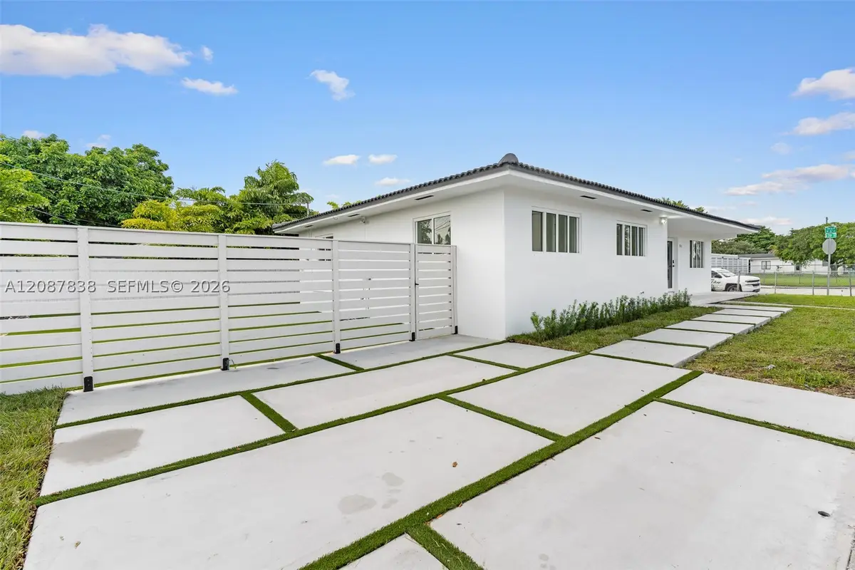 3900 SW 67th Ave, Miami, FL 33155 - #1