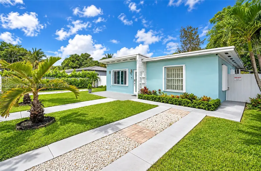 735 NW 129th St, North Miami, FL 33168 - #3