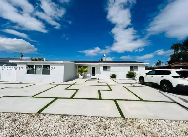 10521 Caribbean Blvd, Cutler Bay, FL 33189