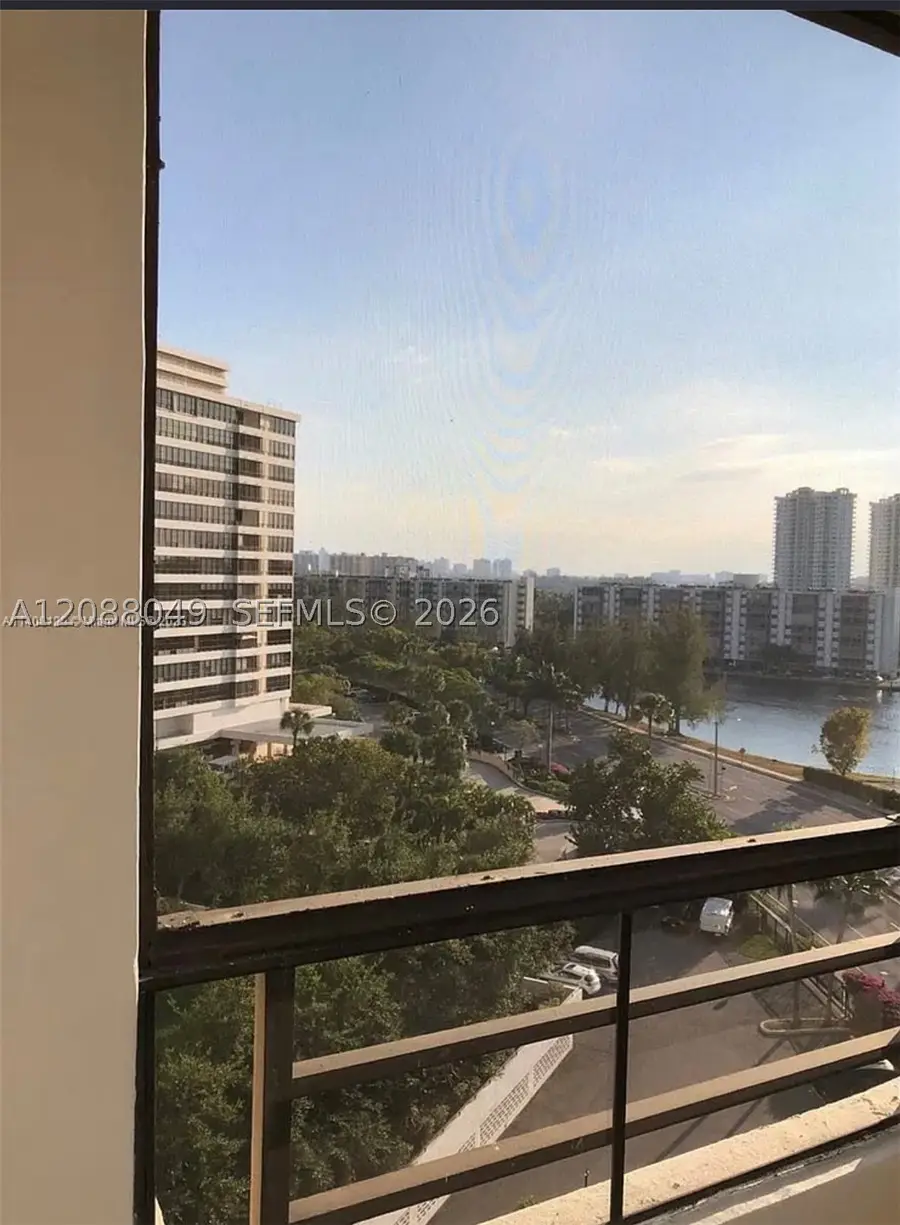 600 Three Islands Blvd #807, Hallandale Beach, FL 33009 - #2
