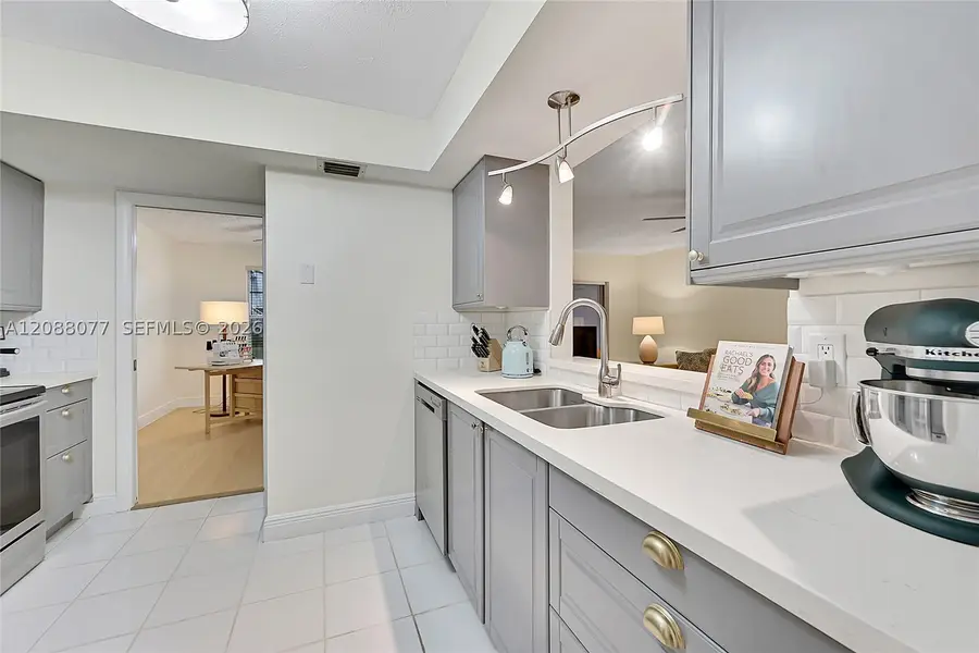 306 NW 69th Ave #162, Plantation, FL 33317 - #3