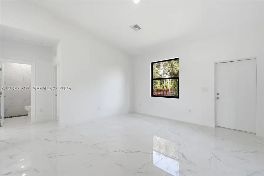 156 Carousel Ave, Labelle, FL 33935 - #3