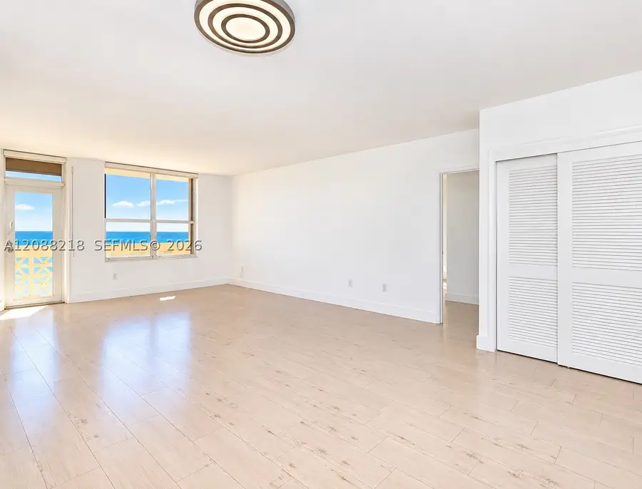 10185 Collins Ave #1017, Bal Harbour, FL 33154 - #2
