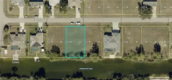 2050 NE 27th Ter, Cape Coral, FL 33909