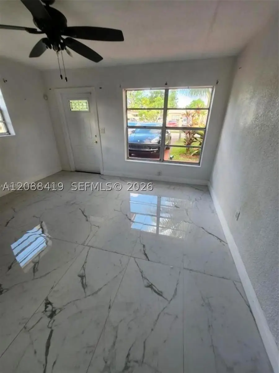 Address Withheld By Seller, Hollywood, FL 33024 - #2