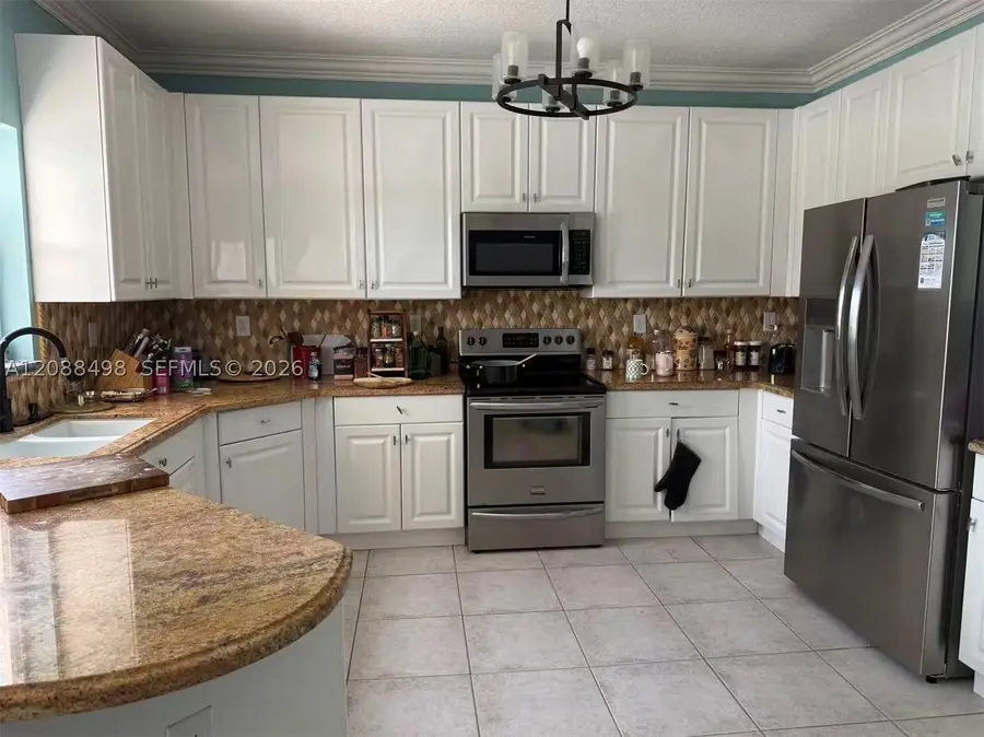 1423 SW 158th Ave, Pembroke Pines, FL 33027 - #3